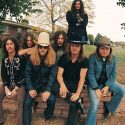 Zeitsprung: Am 5.9.1976 verursacht Gary Rossington von Lynyrd Skynyrd einen Autounfall.